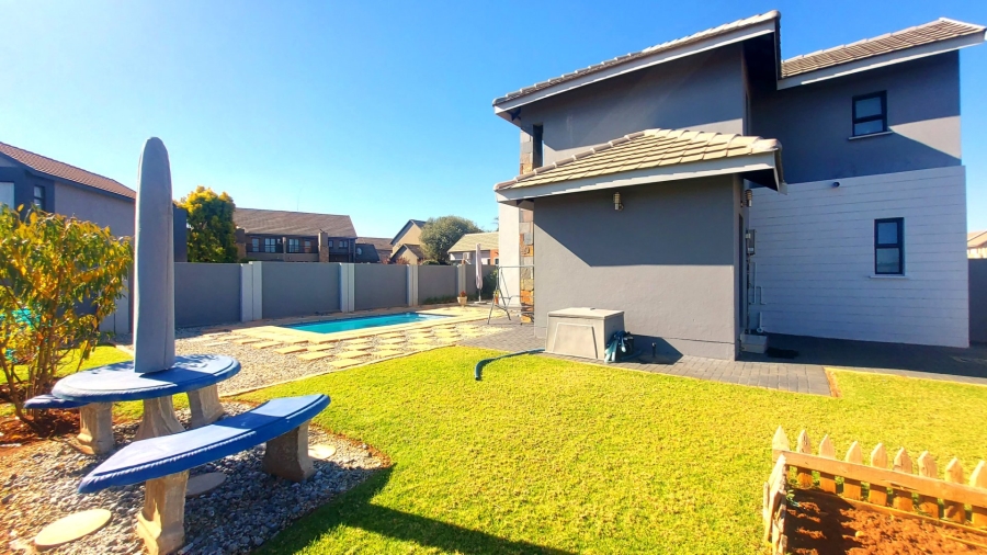4 Bedroom Property for Sale in Melodie North West